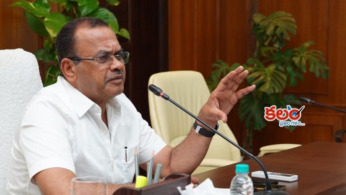 Minister Komatireddy