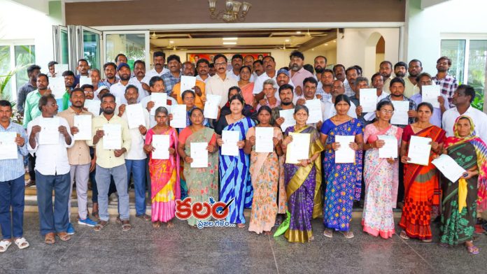 Tumburu Dayakar Reddy