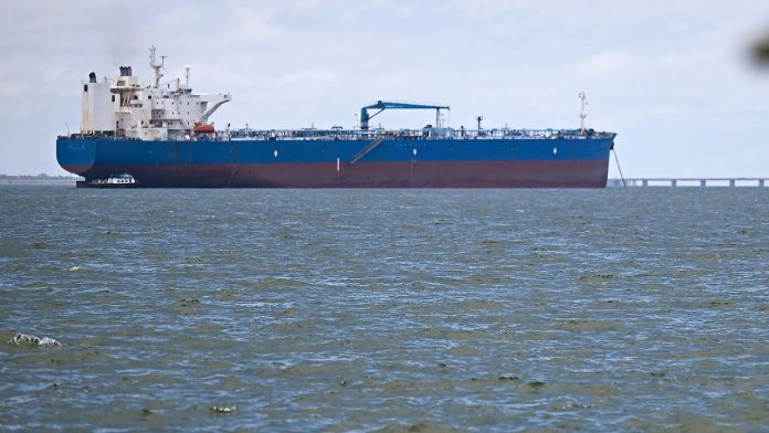 US seizes fifth oil tanker