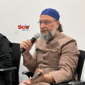 Asaduddin Owaisi 