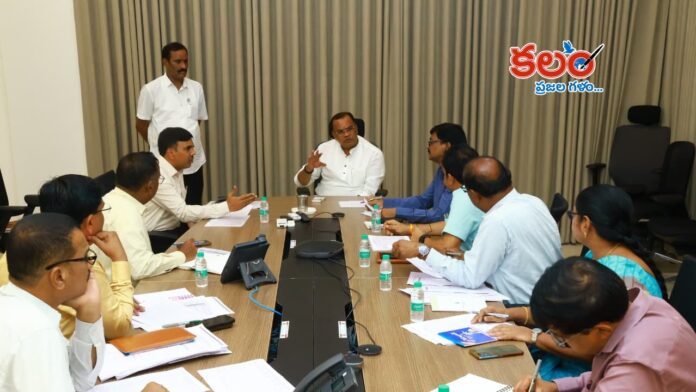 Minister Komatireddy