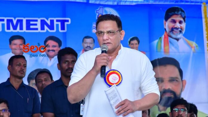 Minister Azharuddin