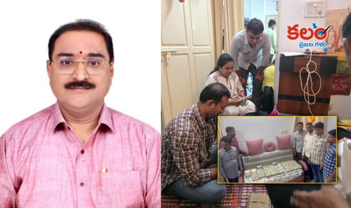 Deputy Director Narahari